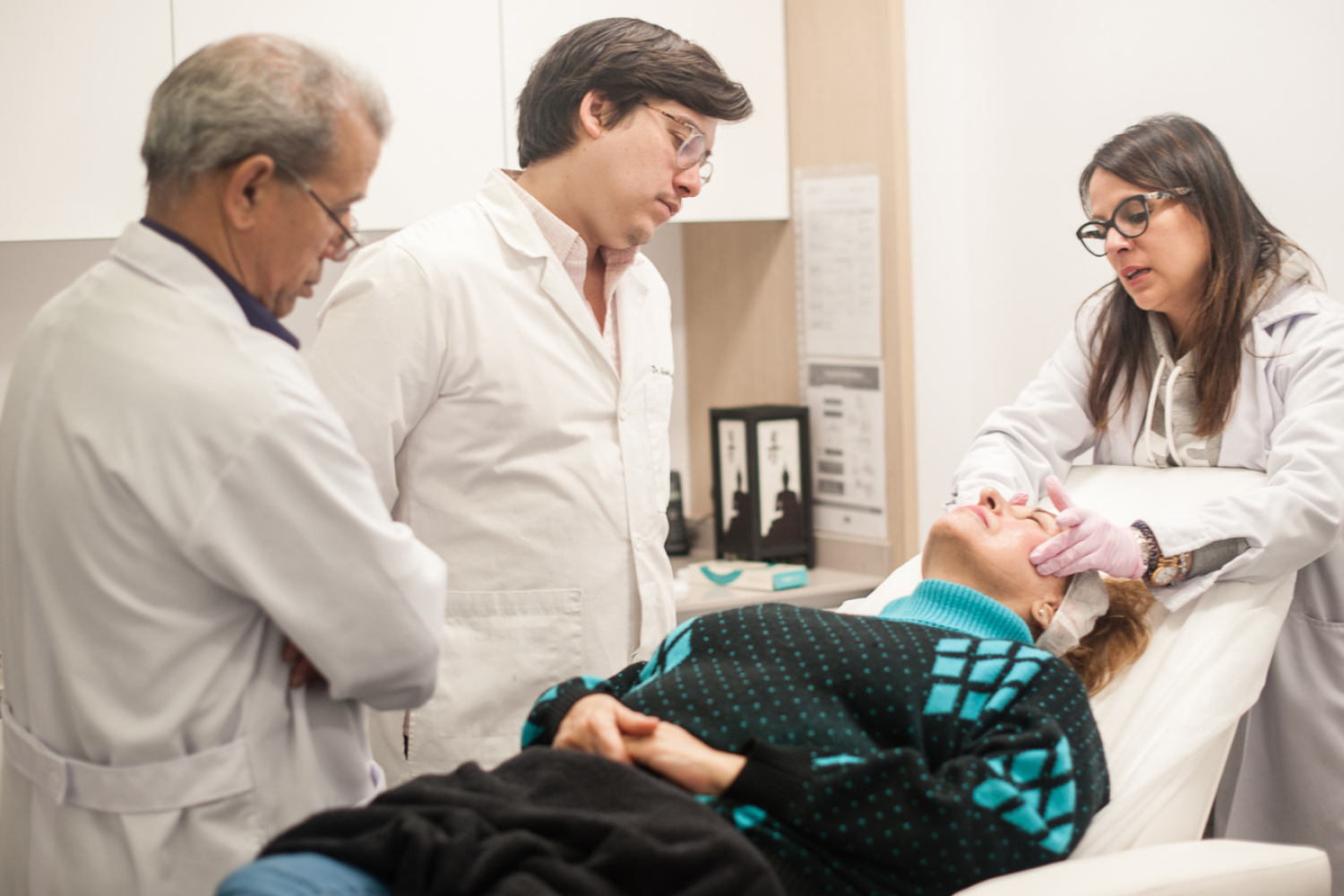 From theory to practice: Transform your medical career with training in facial aesthetic medicine