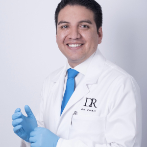 Dr. Manuel Rubio